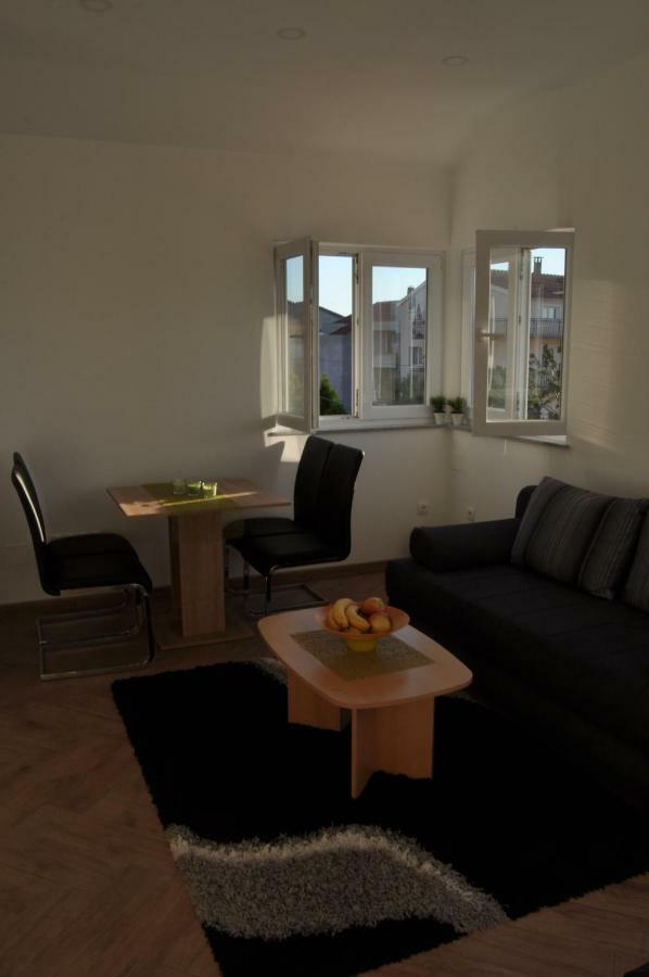 Apartments Armando Zadar Buitenkant foto