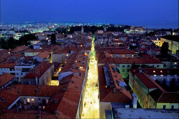 Apartments Armando Zadar Buitenkant foto