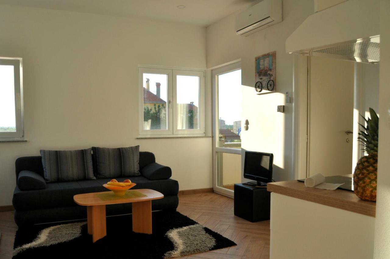 Apartments Armando Zadar Buitenkant foto