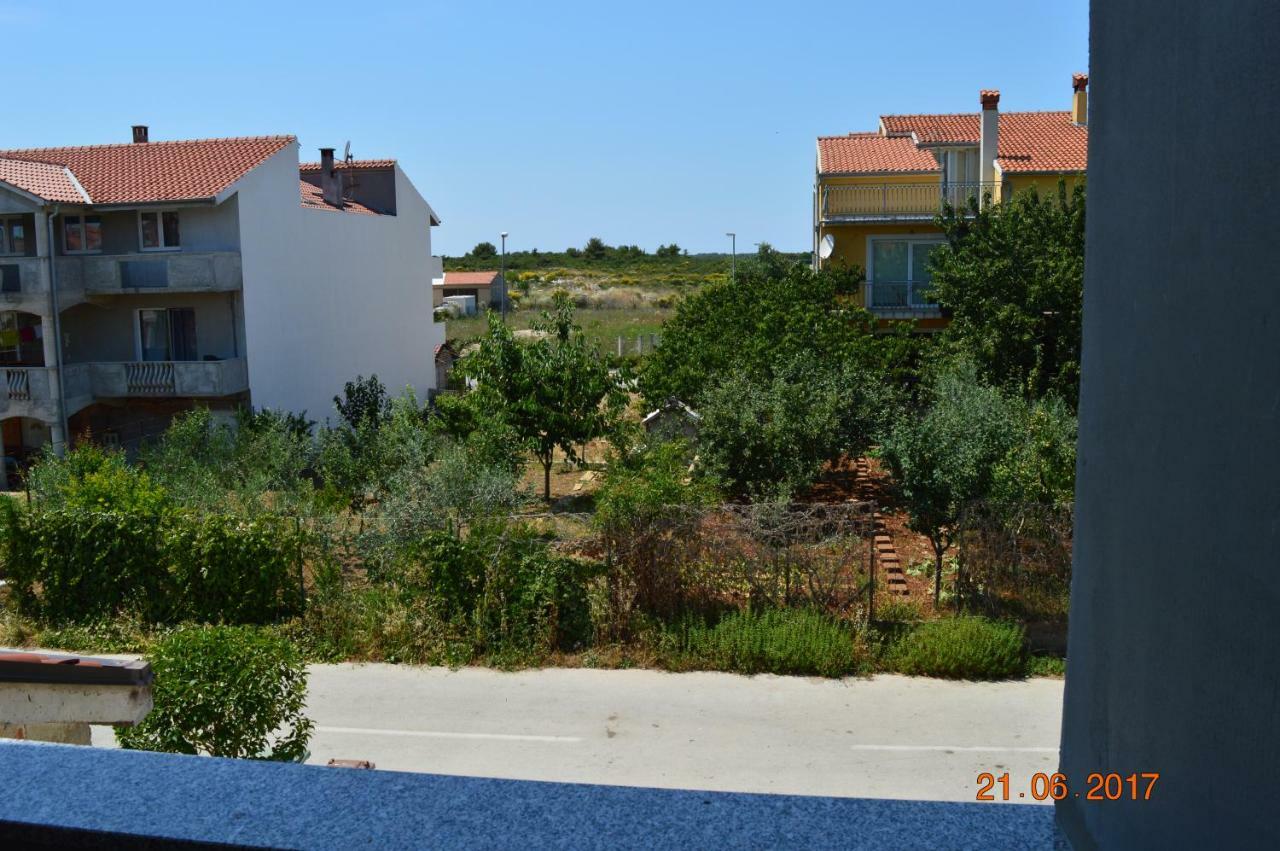 Apartments Armando Zadar Buitenkant foto