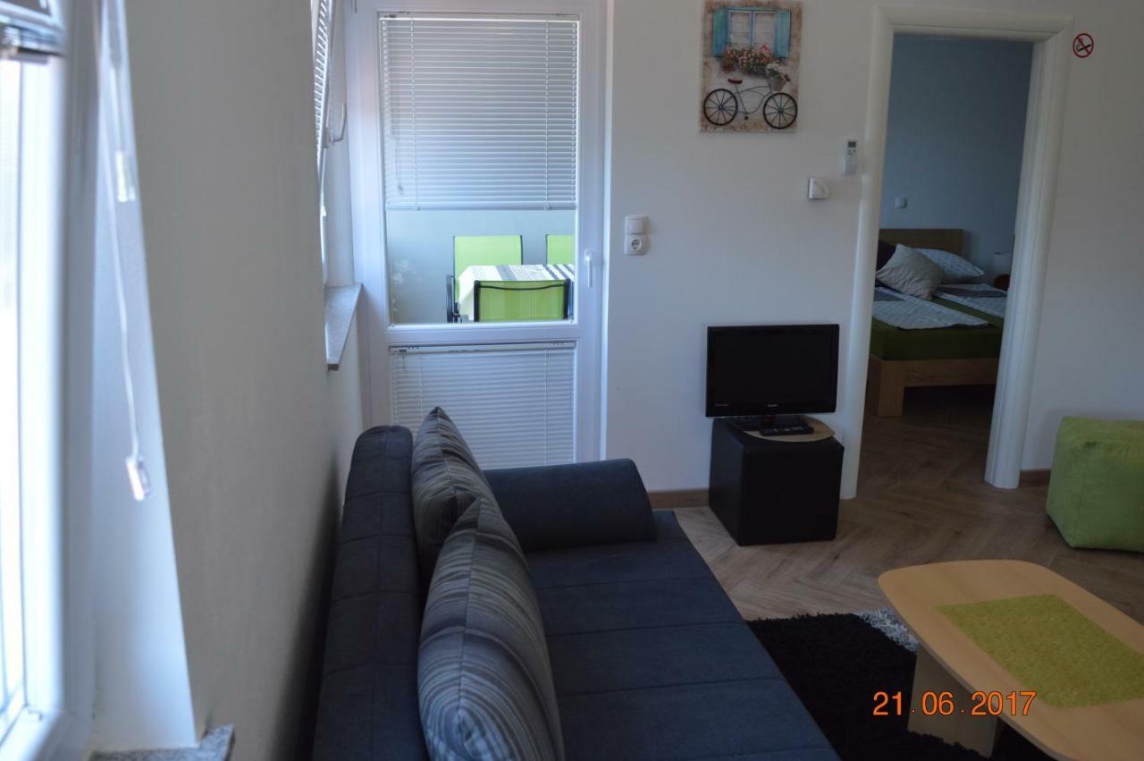 Apartments Armando Zadar Buitenkant foto